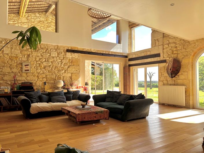 Image No.3-6 Bed House for sale