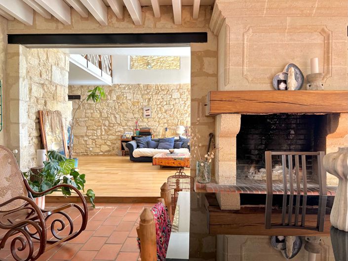 Image No.6-6 Bed House for sale