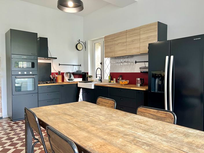 Image No.5-5 Bed House for sale