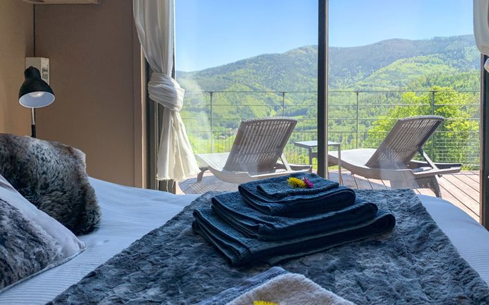 Image No.16-7 Bed Property for sale