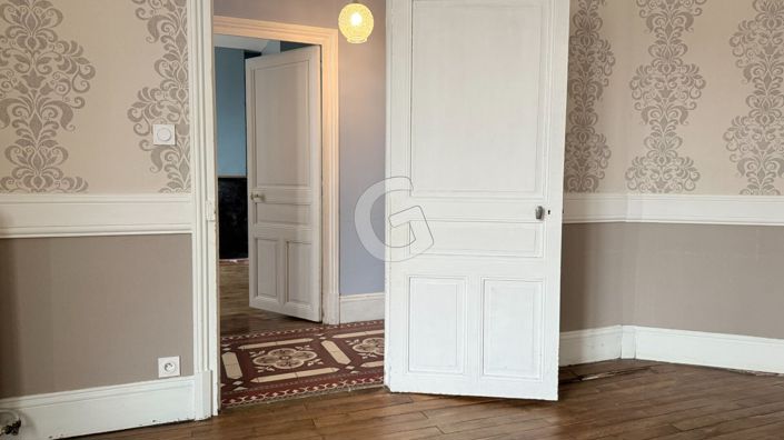 Image No.8-4 Bed House for sale