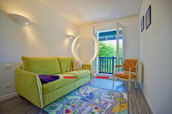 Image No.10-4 Bed House for sale