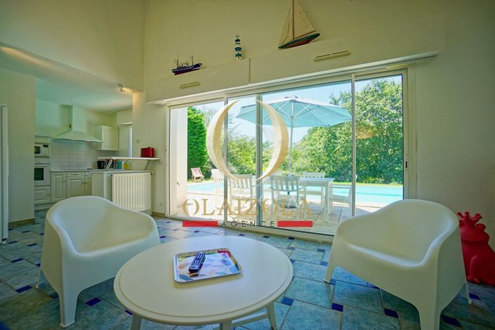 Image No.4-4 Bed House for sale