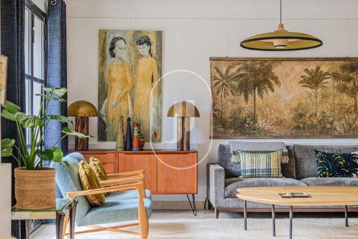 Image No.2-4 Bed House for sale