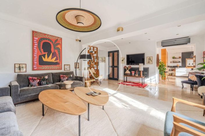 Image No.3-4 Bed House for sale