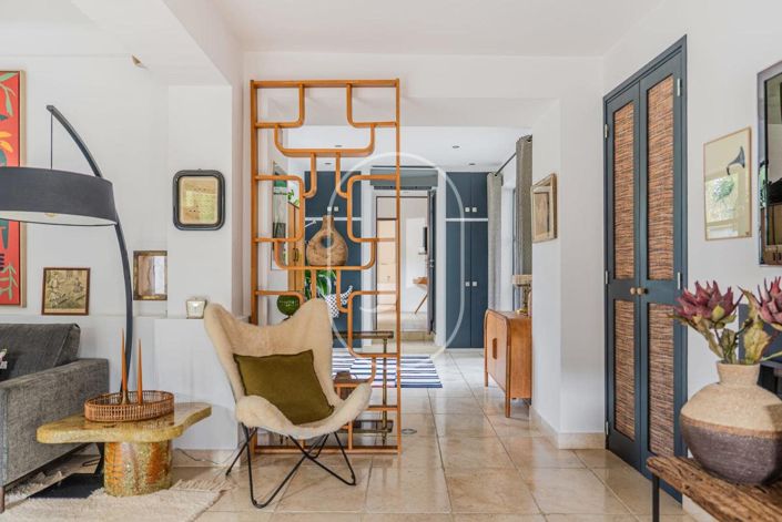 Image No.8-4 Bed House for sale