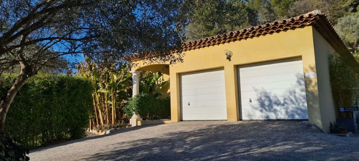 Image No.24-7 Bed House for sale