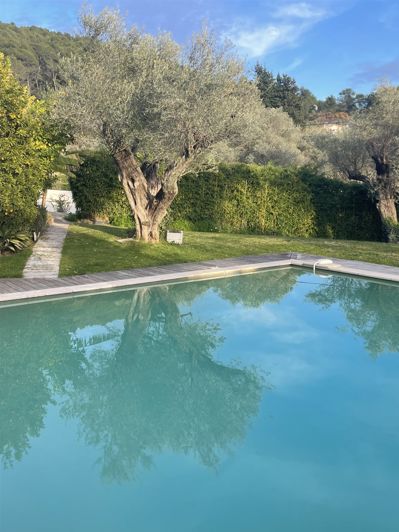 Image No.43-7 Bed House for sale