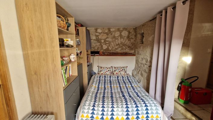 Image No.11-2 Bed House for sale