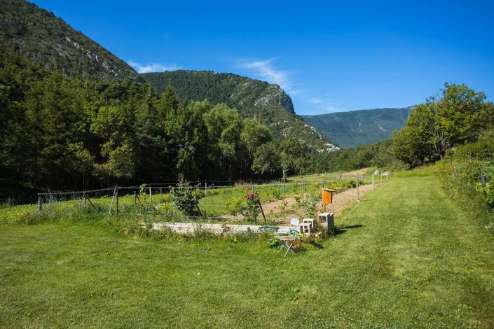 Image No.21-2 Bed House for sale