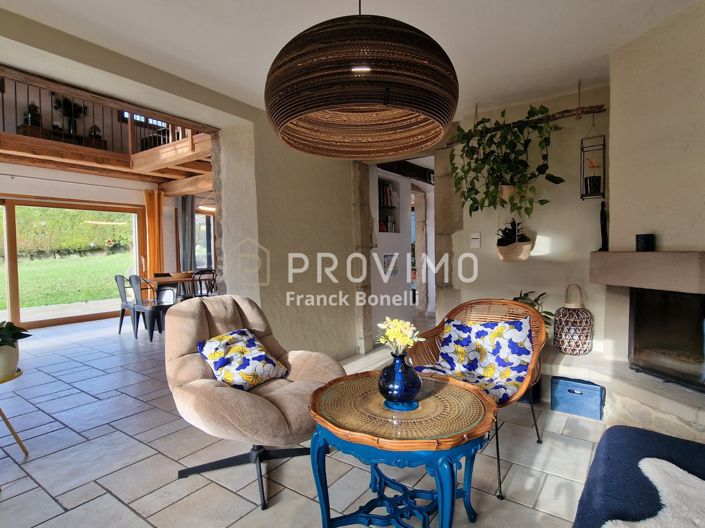 Image No.8-3 Bed House for sale
