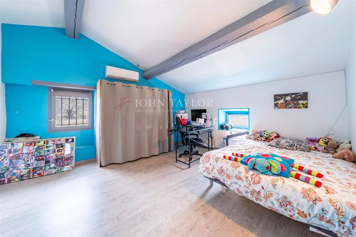 Image No.22-17 Bed House for sale