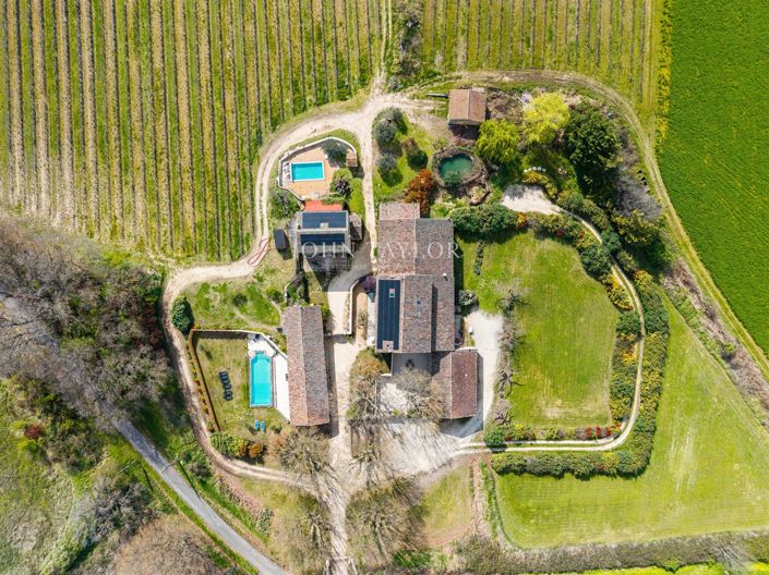 Image No.6-17 Bed House for sale