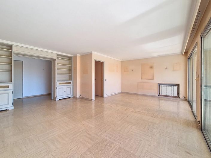 Image No.4-Appartement de 2 chambres à vendre à Cannes