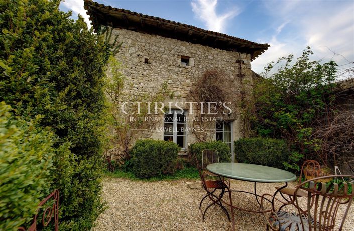Image No.3-3 Bed House for sale