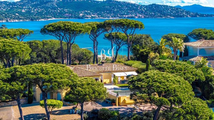 Image No.2-4 Bed House for sale