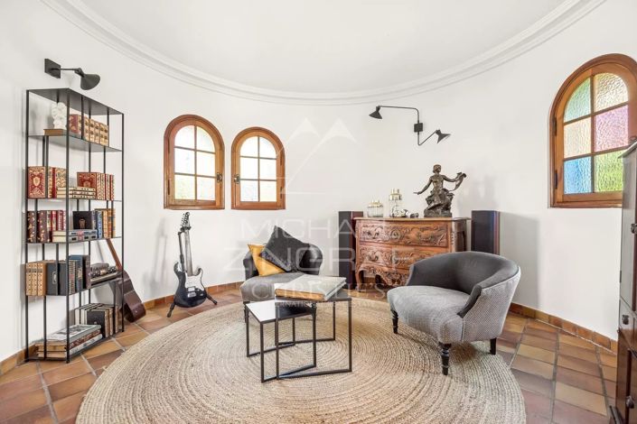 Image No.16-4 Bed House for sale