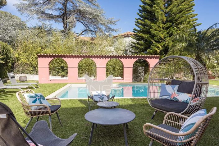 Image No.18-4 Bed House for sale