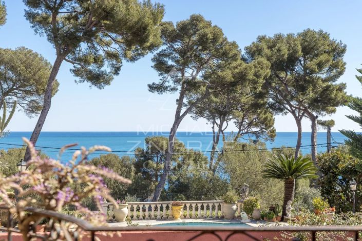 Image No.2-4 Bed House for sale