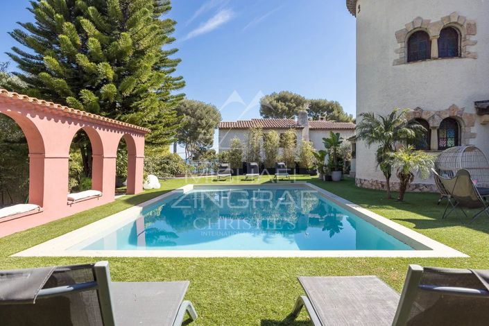 Image No.20-4 Bed House for sale