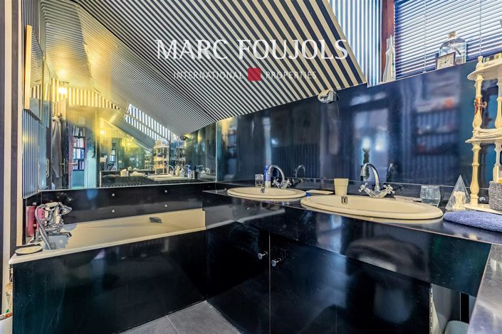 Image No.16-1 Bed House for sale