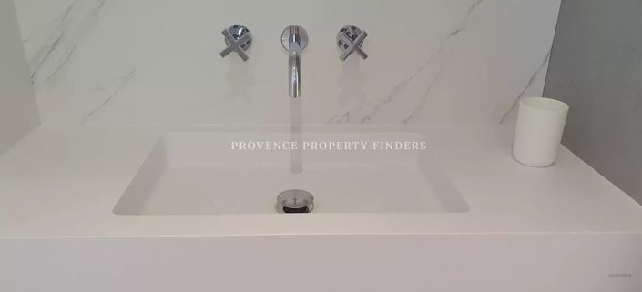 Image No.18-3 Bed House for sale