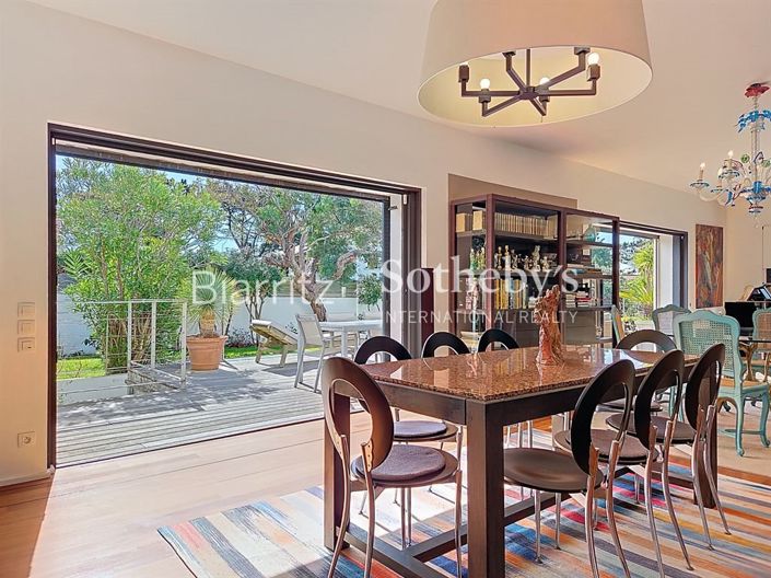 Image No.7-4 Bed House for sale