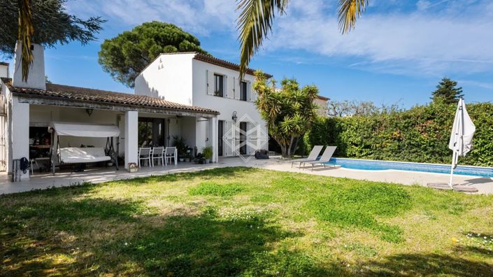 Image No.3-4 Bed House for sale