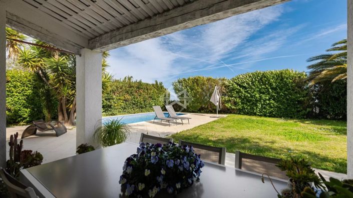 Image No.4-4 Bed House for sale