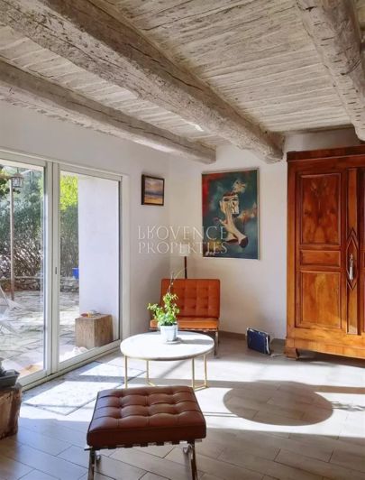 Image No.11-8 Bed House for sale