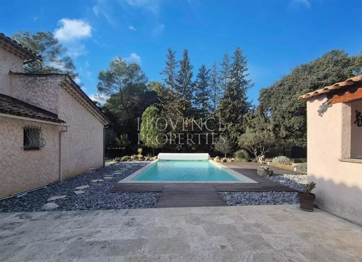 Image No.7-5 Bed House for sale