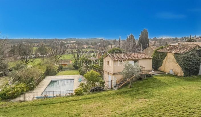 Image No.10-12 Bed House for sale