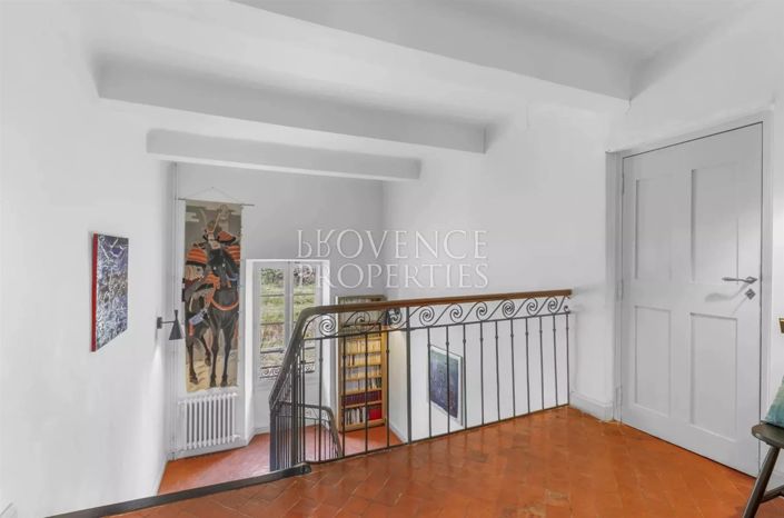 Image No.24-12 Bed House for sale