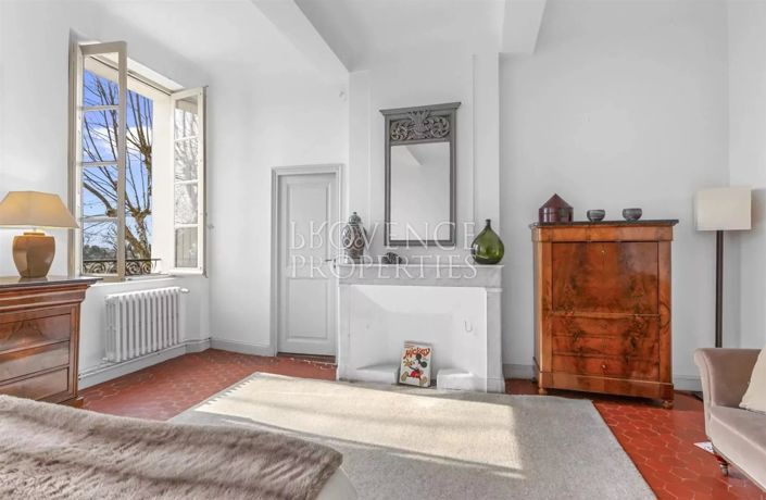 Image No.27-12 Bed House for sale