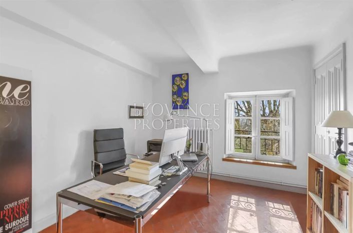 Image No.28-12 Bed House for sale