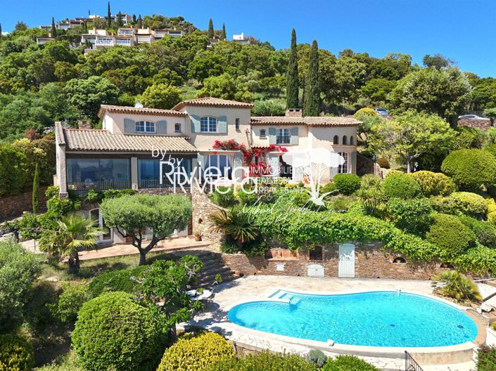 Image No.5-Maison de 4 chambres à vendre à Cavalaire-sur-Mer