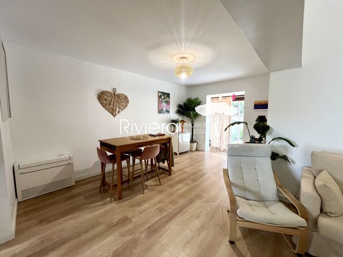 Image No.15-2 Bed House for sale