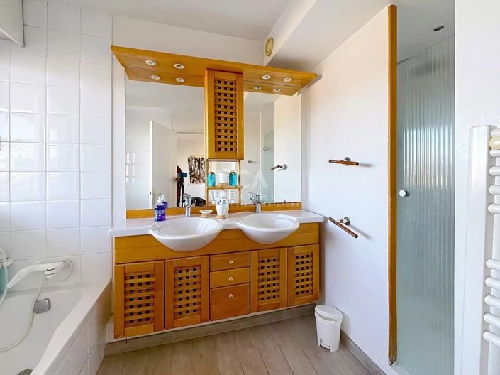 Image No.10-4 Bed Apartment for sale