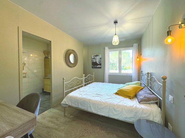 Image No.12-5 Bed House for sale