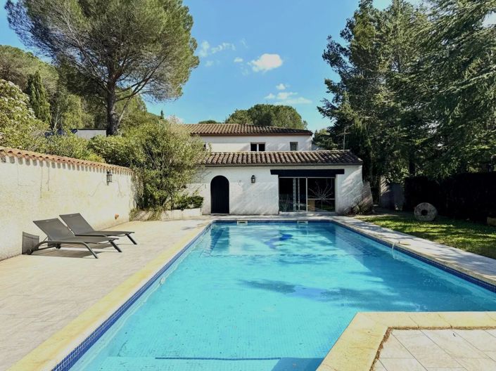 Image No.5-5 Bed House for sale