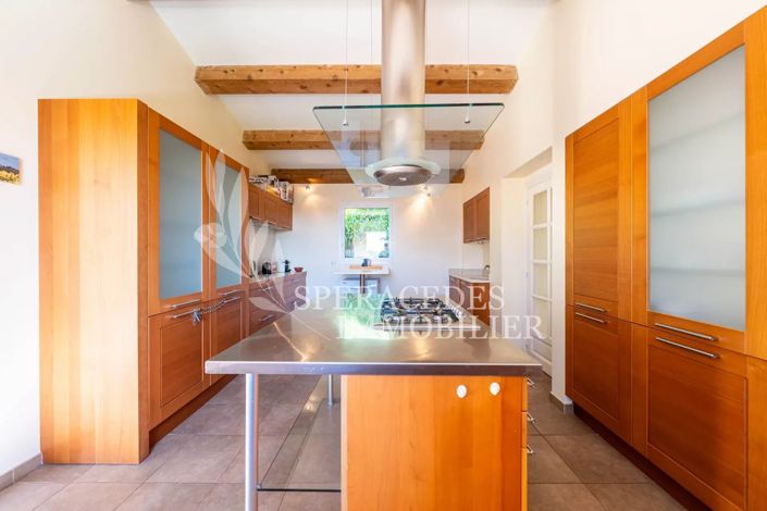 Image No.10-4 Bed House for sale