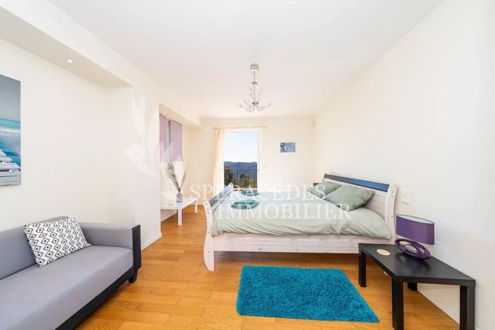 Image No.23-4 Bed House for sale