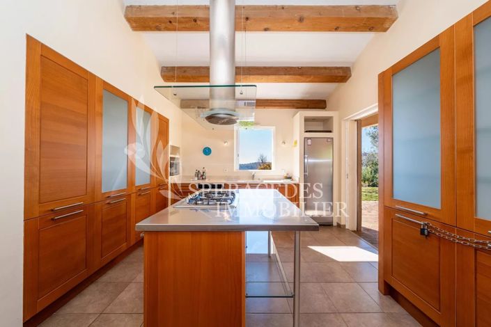 Image No.9-4 Bed House for sale