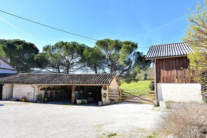 Image No.26-7 Bed House for sale