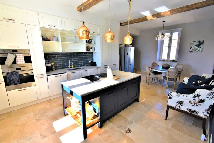 Image No.5-7 Bed House for sale