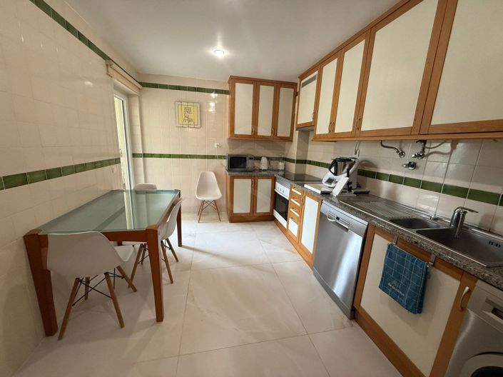 Image No.14-2 Bed Apartment for sale