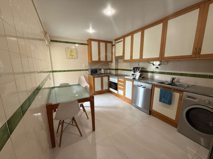 Image No.15-2 Bed Apartment for sale