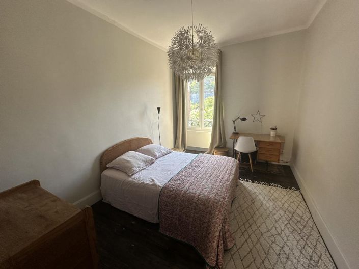 Image No.12-5 Bed House for sale