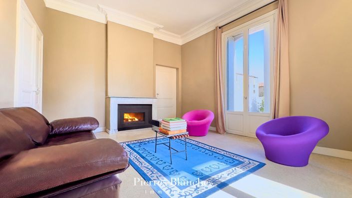 Image No.5-5 Bed House for sale