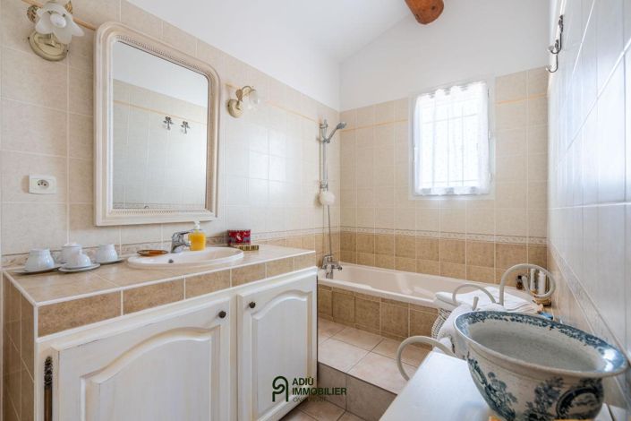 Image No.14-Maison de 4 chambres à vendre à Uzès